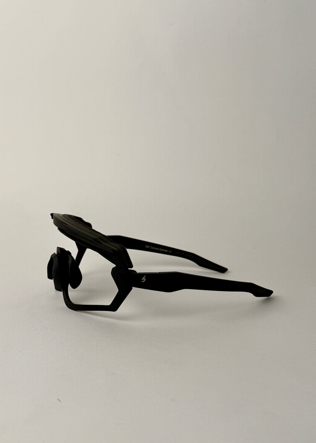 Apex Swiftness Series Frame for Model