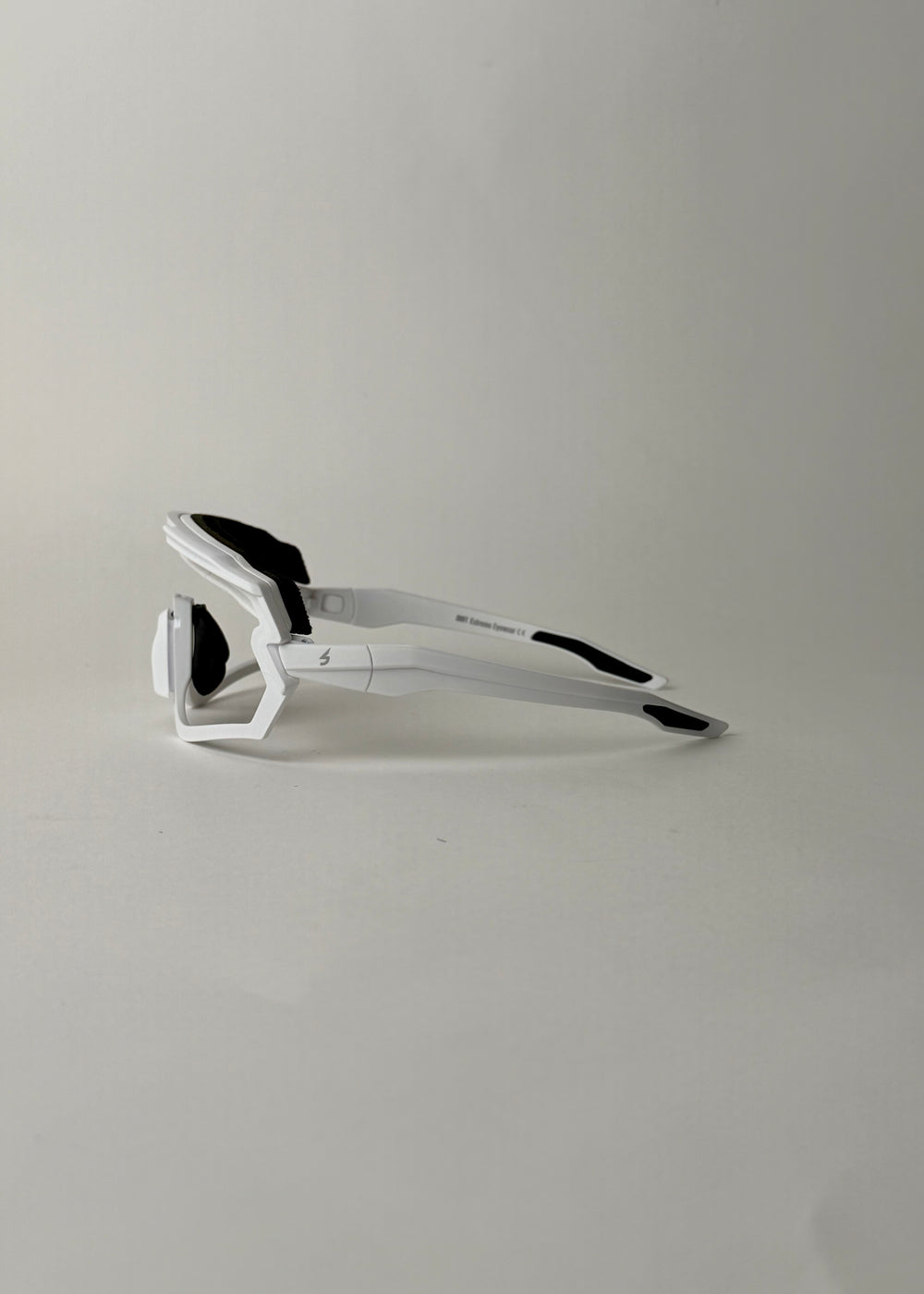 Apex Swiftness Series Frame for Model